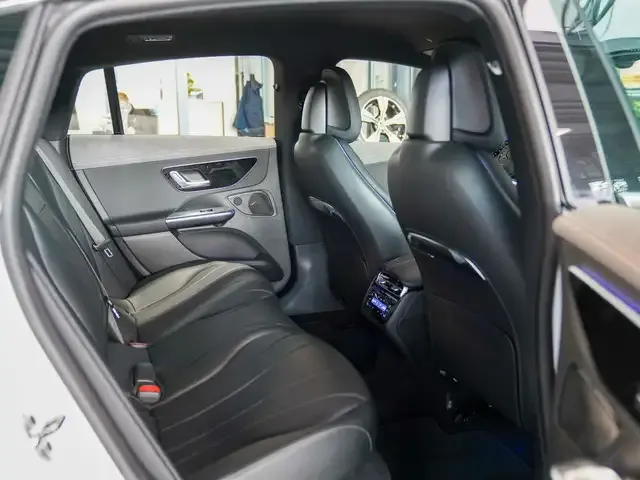 Mercedes-Benz EQE 300