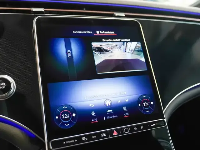 Mercedes-Benz EQE 300