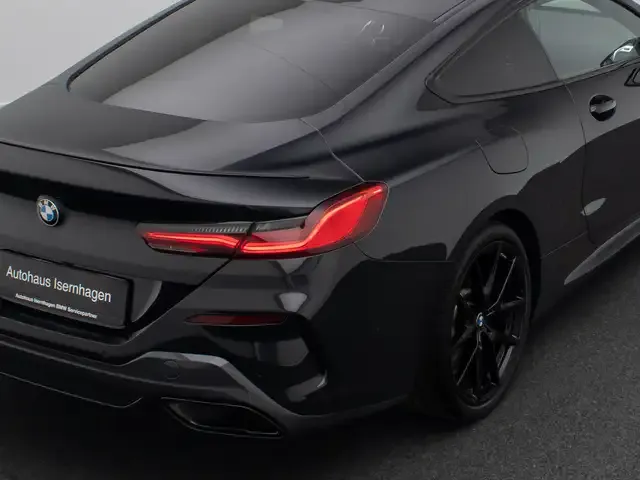 BMW 840