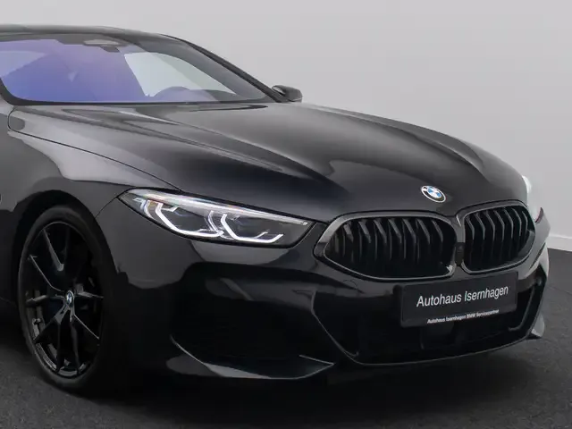 BMW 840