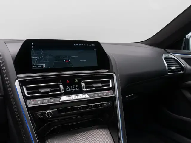BMW 840