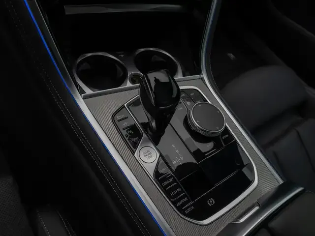 BMW 840