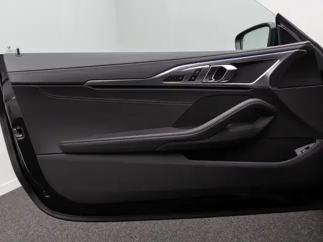 BMW 840