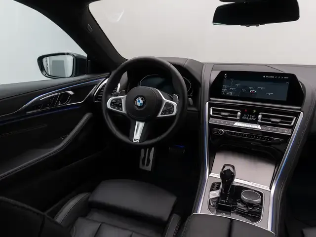 BMW 840