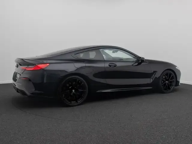 BMW 840