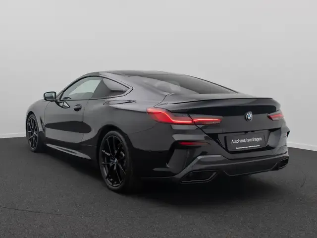 BMW 840
