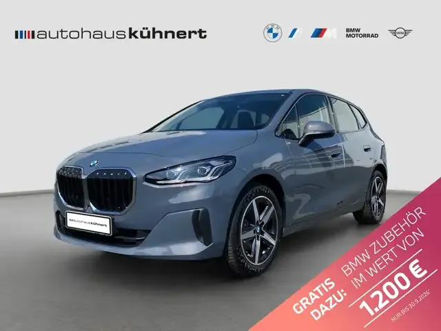 BMW 220