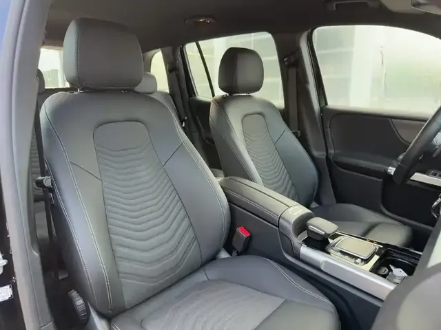 Mercedes-Benz GLB 180