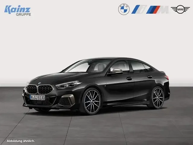 BMW 235