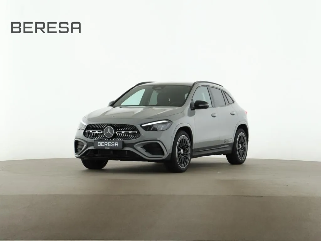 Mercedes-Benz GLA 180