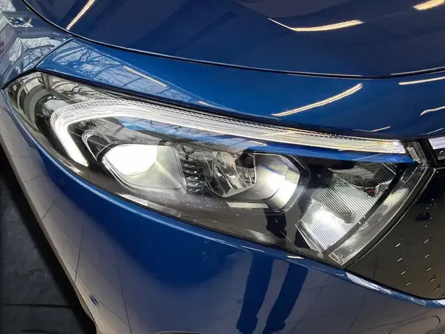 Mercedes-Benz EQB 300