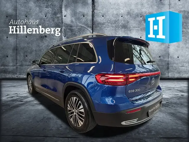 Mercedes-Benz EQB 300