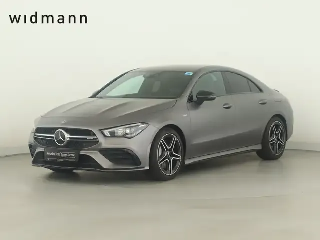 Mercedes-Benz CLA 35 AMG