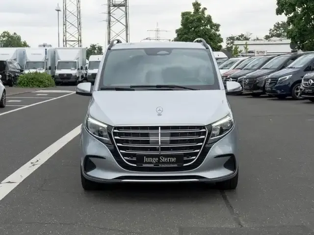 Mercedes-Benz V 300