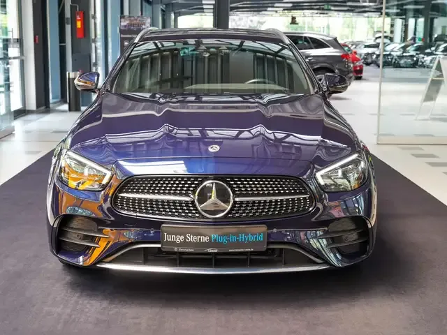 Mercedes-Benz E 300