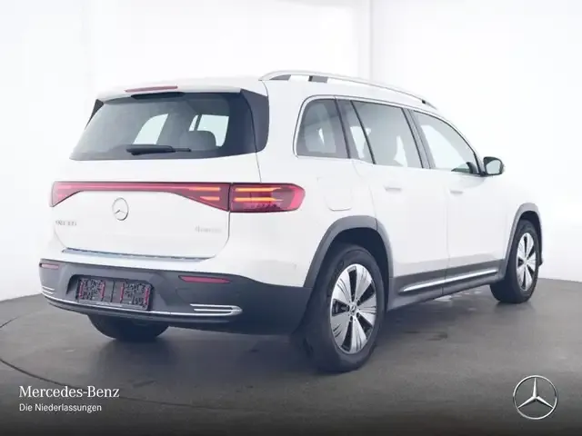 Mercedes-Benz EQB 300