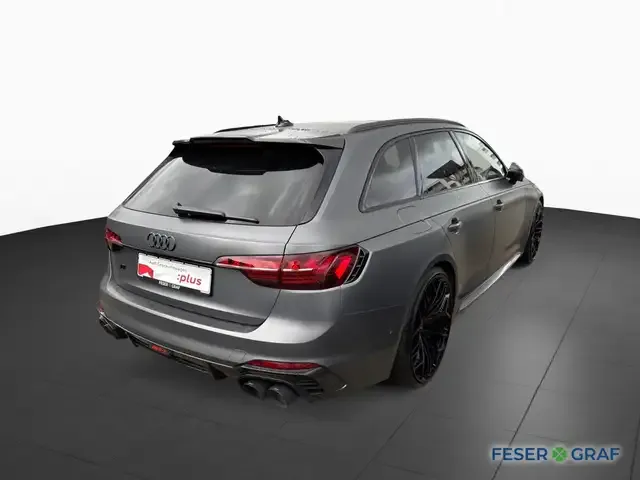 Audi RS4