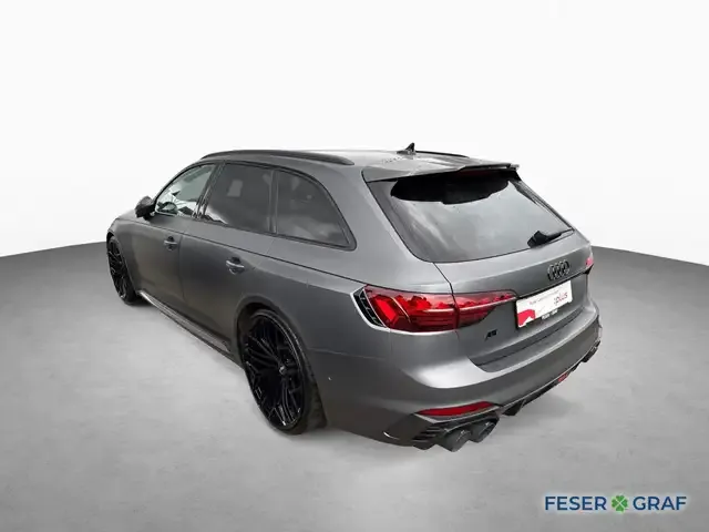 Audi RS4