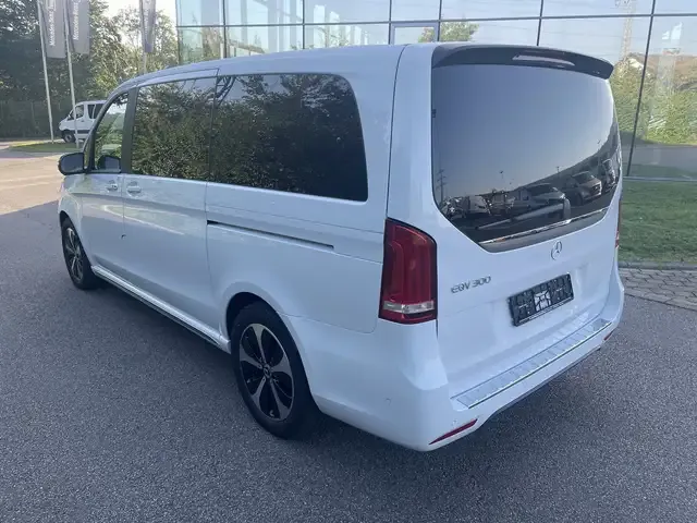 Mercedes-Benz EQV 300