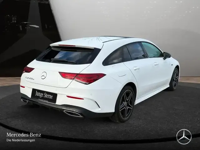 Mercedes-Benz CLA 250