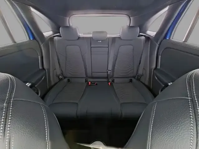 Mercedes-Benz EQA 300