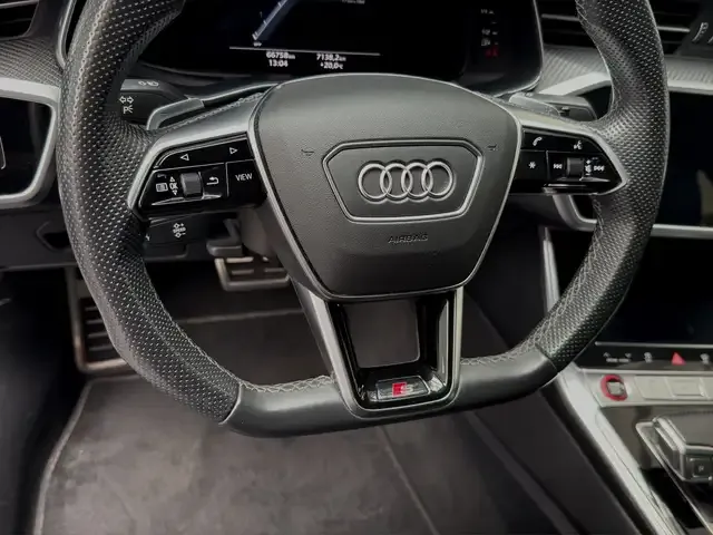 Audi S7