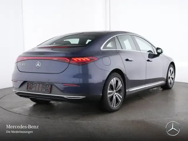 Mercedes-Benz EQE 300
