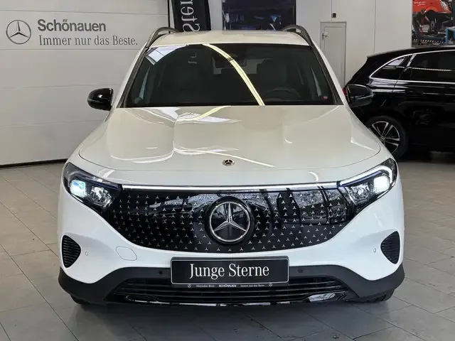 Mercedes-Benz EQB 300