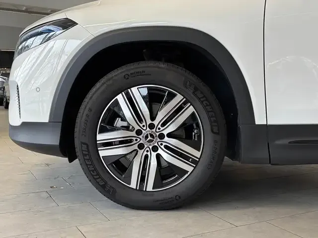 Mercedes-Benz EQB 300