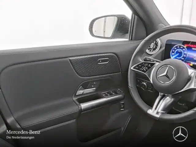 Mercedes-Benz EQA 350