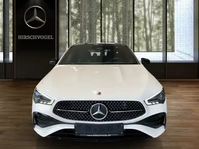 Mercedes-Benz CLA 220