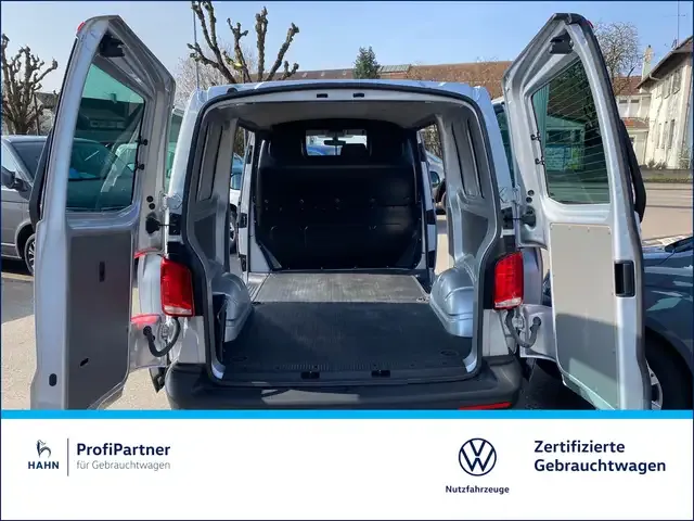 Volkswagen T6.1 Transporter