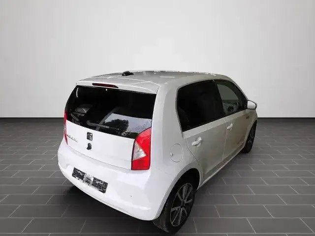 SEAT Mii