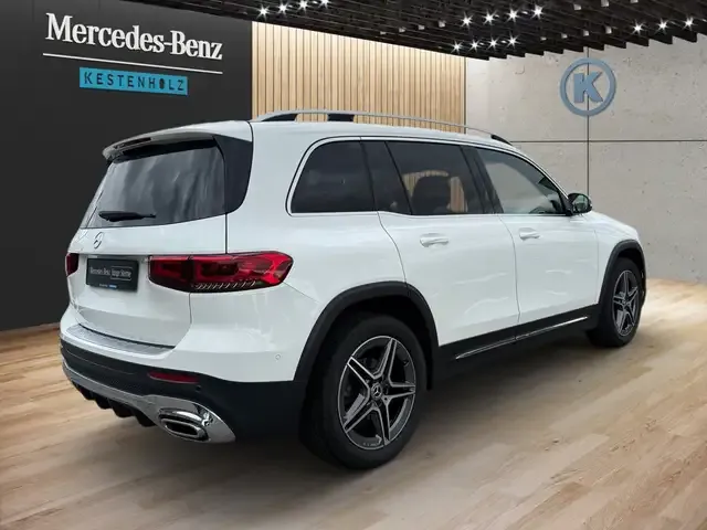 Mercedes-Benz GLB 200