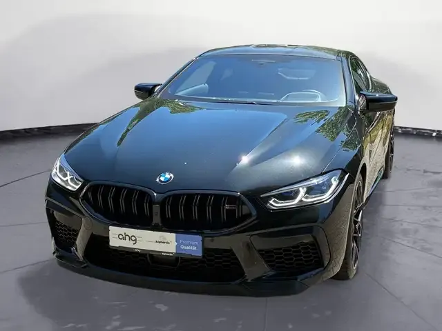 BMW M8