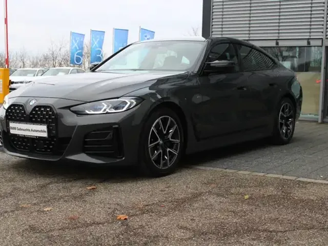 BMW 440