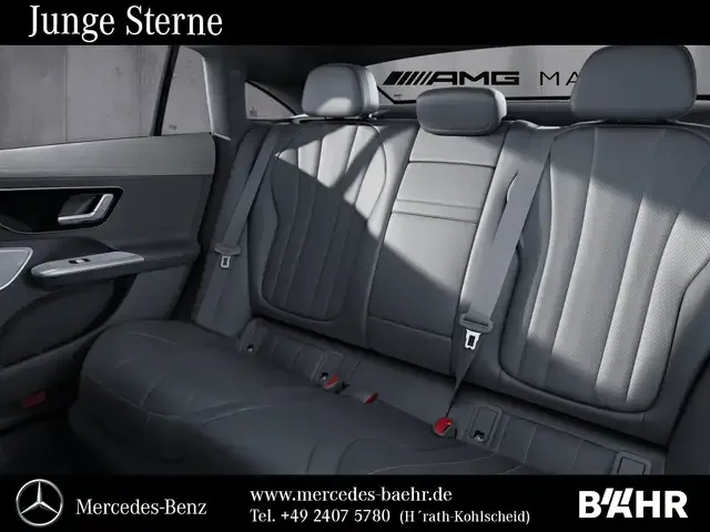Mercedes-Benz EQE 300