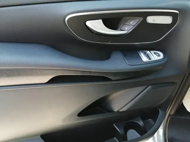 Mercedes-Benz EQV 300