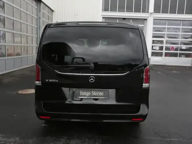Mercedes-Benz V 300