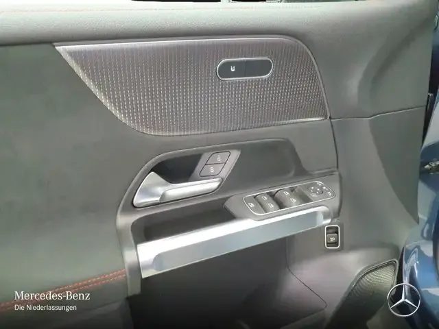 Mercedes-Benz EQB 350