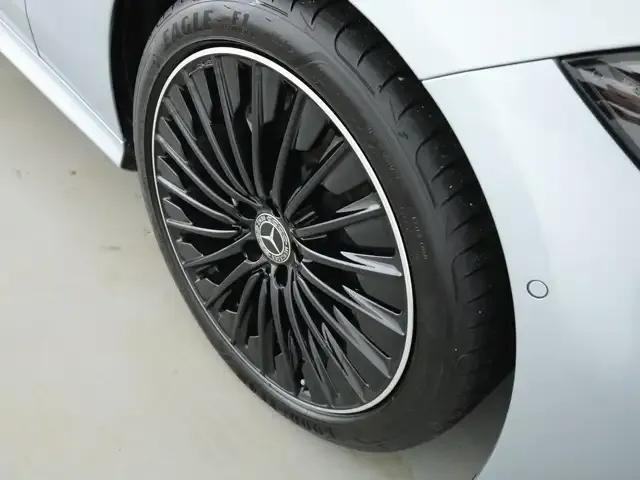 Mercedes-Benz CLE 300