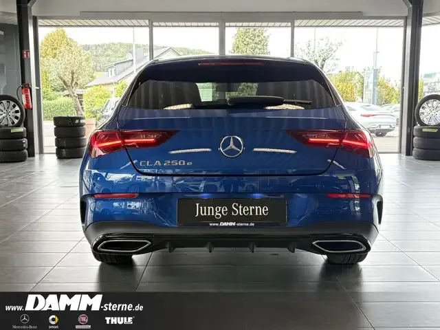 Mercedes-Benz CLA 250