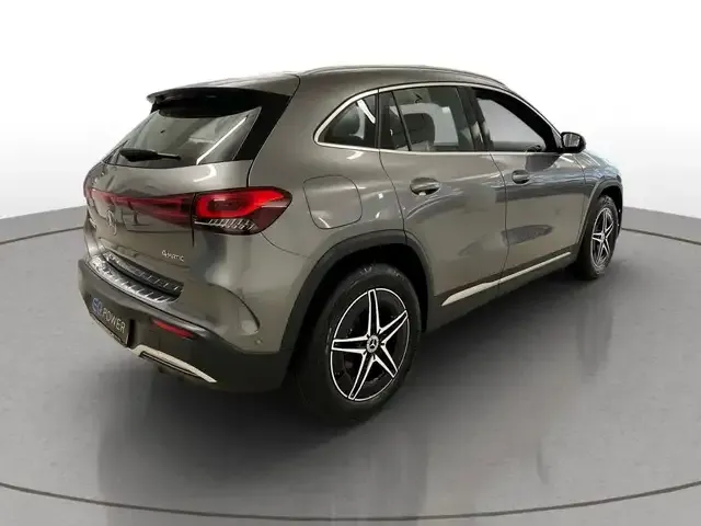 Mercedes-Benz EQA 300