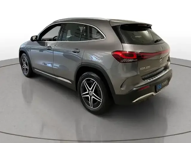 Mercedes-Benz EQA 300