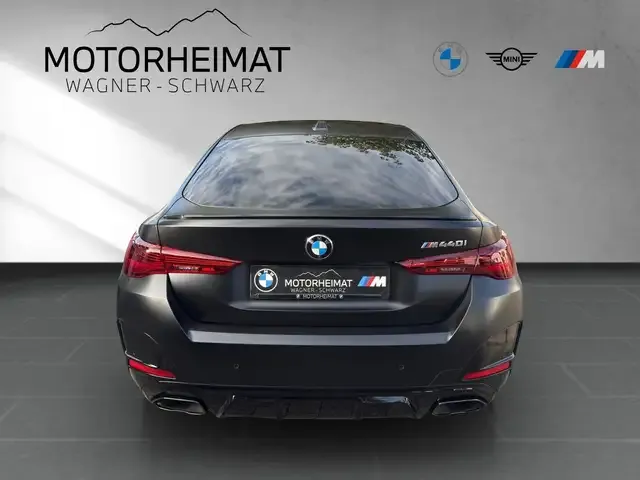 BMW 440