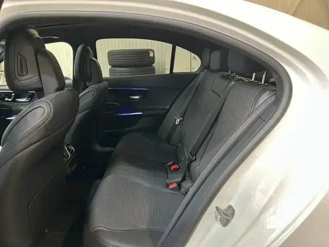 Mercedes-Benz C 180