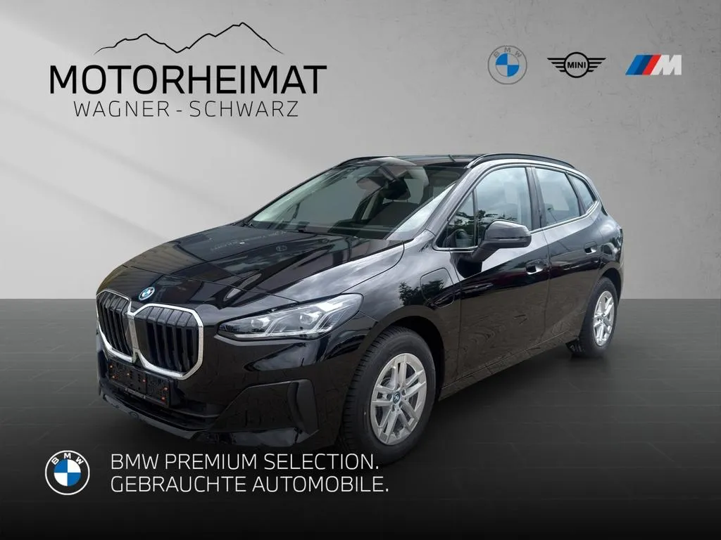BMW 225