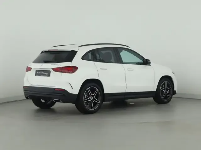 Mercedes-Benz GLA 180