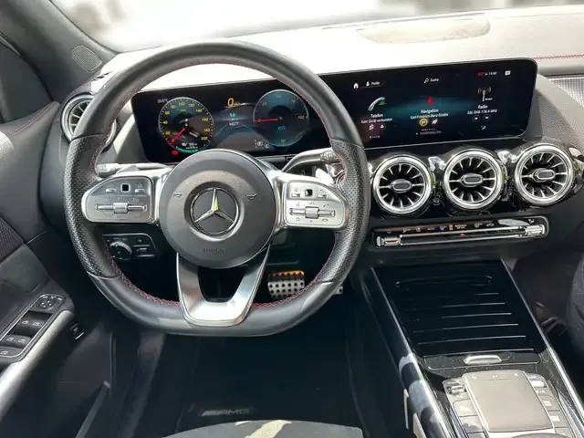 Mercedes-Benz EQA 300