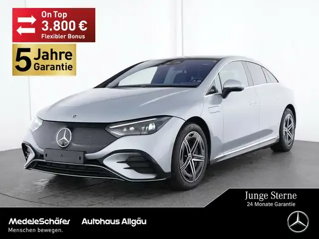 Mercedes-Benz EQE 300